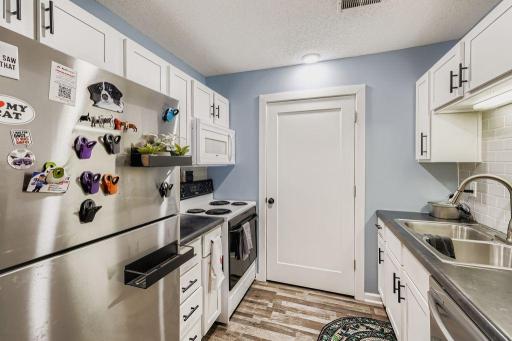 970 Monterey Drive, Saint Paul, MN 55126