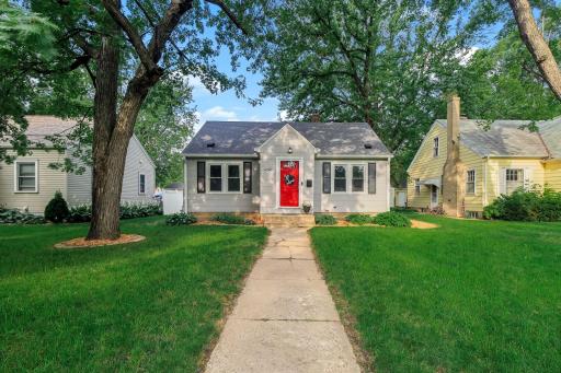 6740 Queen Avenue S, Minneapolis, MN 55423
