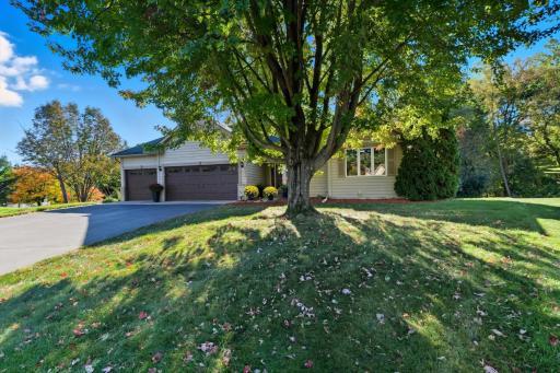 20698 Jasmine Circle, Lakeville, MN 55044
