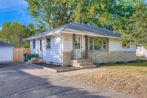 516 84th Avenue NE, Minneapolis, MN 55432