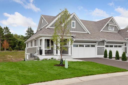 79 Spring Farm Road, North Oaks, MN 55127