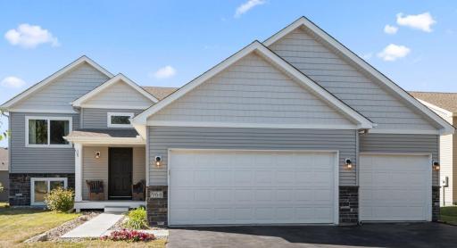 964 Ivy Hills Road, Belle Plaine, MN 56011