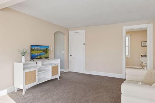 220 St Peter Street, Loretto, MN 55357