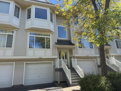 8816 Brunell Way, 404, Inver Grove Heights, MN 55076
