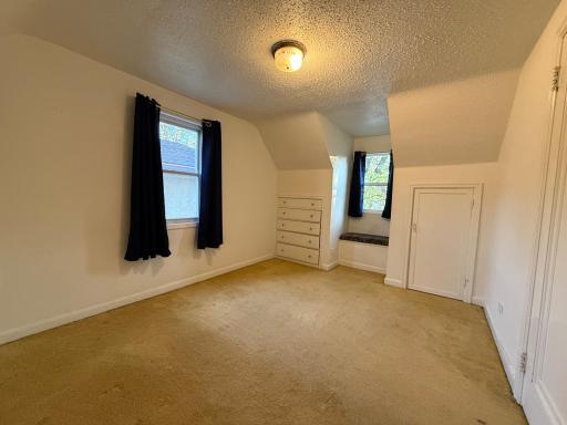 211 Kendall Avenue N, Thief River Falls, MN 56701