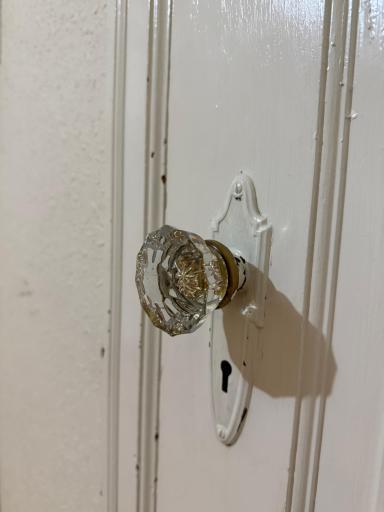 211 Kendall Avenue N, Thief River Falls, MN 56701