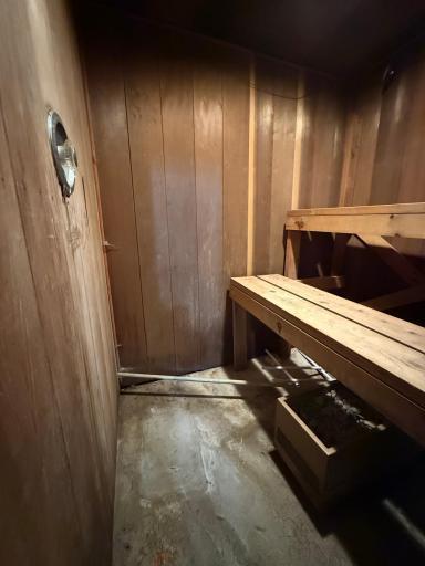 211 Kendall Avenue N, Thief River Falls, MN 56701