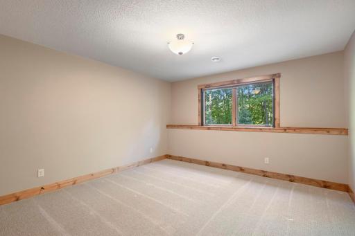 20060 Vine Street, Excelsior, MN 55331
