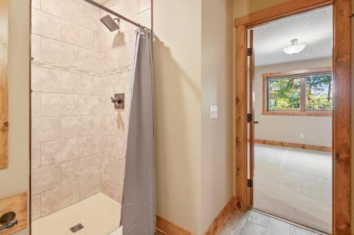 20060 Vine Street, Excelsior, MN 55331