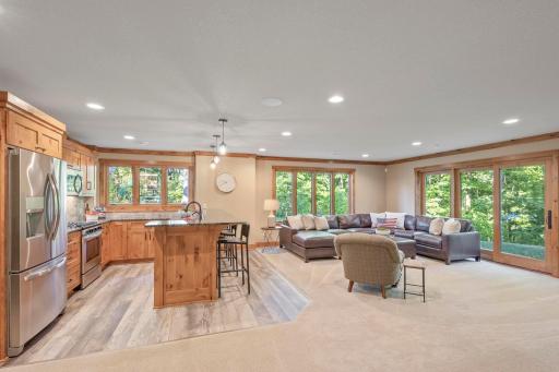 20060 Vine Street, Excelsior, MN 55331