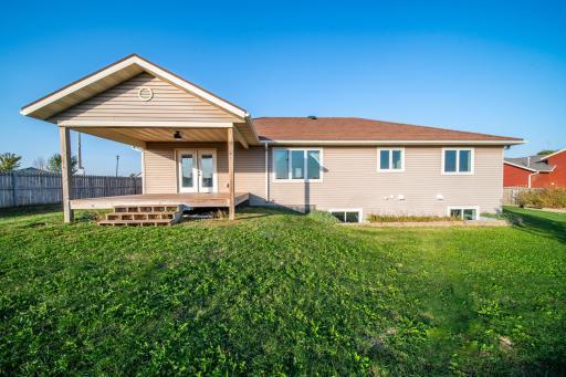 580 Canyon Lane NW, Eyota, MN 55934