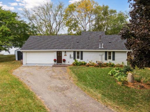 6714 80th Street NW, Maple Lake, MN 55358