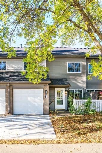 10005 Russell Avenue N, 3, Minneapolis, MN 55444