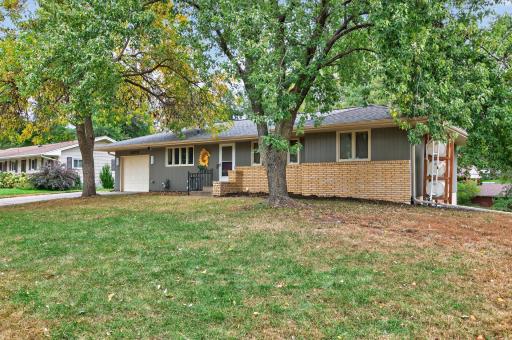 2670 Quail Avenue N, Minneapolis, MN 55422