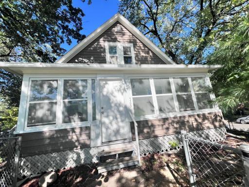 1100 30th Avenue N, Minneapolis, MN 55411