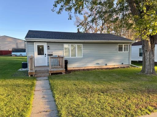 Photo for 1058 5th Street SW, Valley City, ND 58072 - listing #6800991 1058 5th Street SW, Valley City, ND 58072