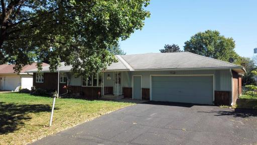8633 Grospoint Avenue S, Cottage Grove, MN 55016