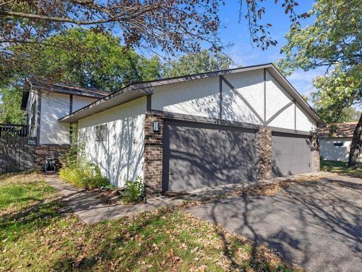 7700 Silver Lake Road, Saint Paul, MN 55112