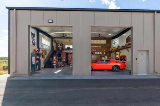 Custom 40x50' end unit in Troy Condo Garage ready for you!