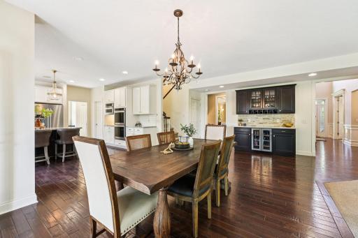 10009 Frederick Place, Eden Prairie, MN 55347