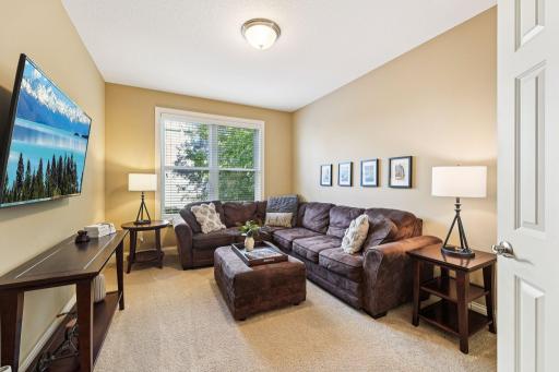 10009 Frederick Place, Eden Prairie, MN 55347