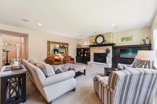 10009 Frederick Place, Eden Prairie, MN 55347