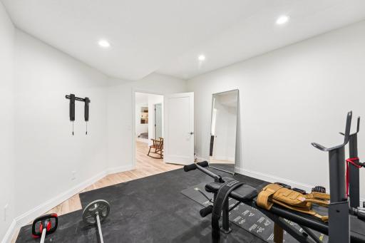 10009 Frederick Place, Eden Prairie, MN 55347