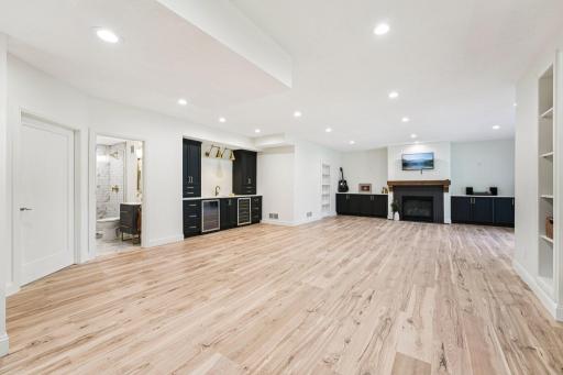 10009 Frederick Place, Eden Prairie, MN 55347