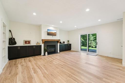 10009 Frederick Place, Eden Prairie, MN 55347