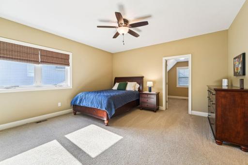 10009 Frederick Place, Eden Prairie, MN 55347