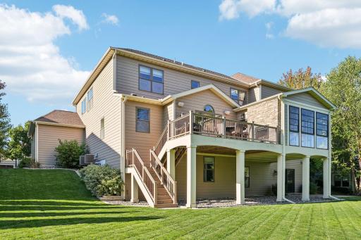 10009 Frederick Place, Eden Prairie, MN 55347