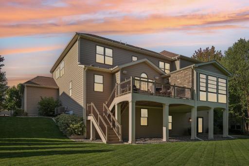 10009 Frederick Place, Eden Prairie, MN 55347