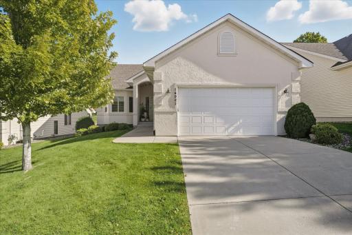 14921 Summit Circle NW, Prior Lake, MN 55372