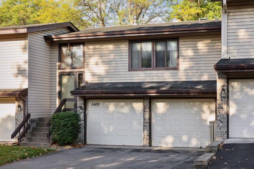 5469 Hyland Courts Drive, Bloomington, MN 55437