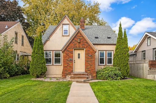 It may not look like it from the outside, but this home lives LARGE! 1-web-or-mls-727-cottage-ave-e.jpg