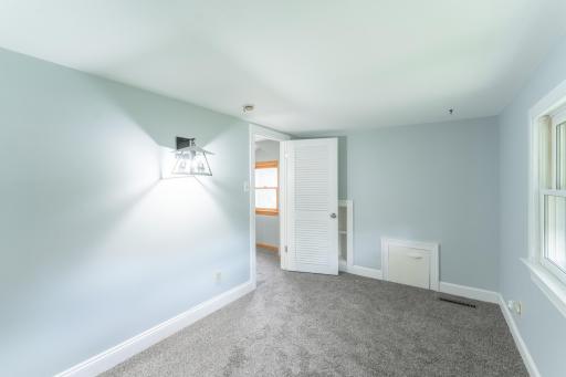 6632 Vincent Avenue S, Minneapolis, MN 55423
