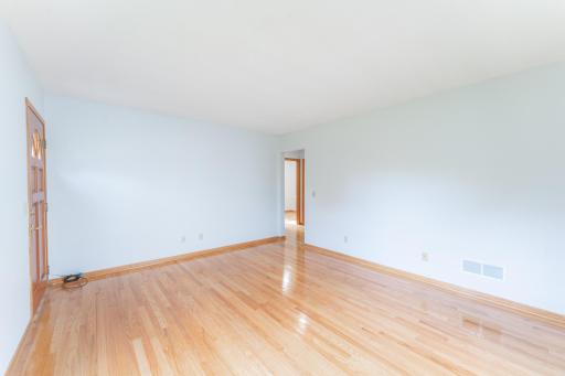 6632 Vincent Avenue S, Minneapolis, MN 55423