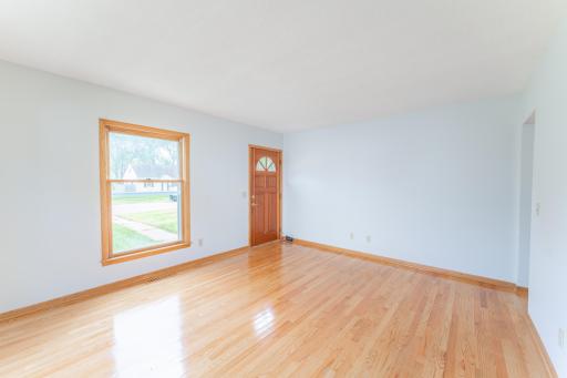6632 Vincent Avenue S, Minneapolis, MN 55423