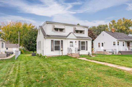 6632 Vincent Avenue S, Minneapolis, MN 55423