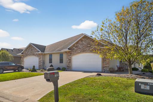 727 Hidden Meadow Lane, Lake City, MN 55041