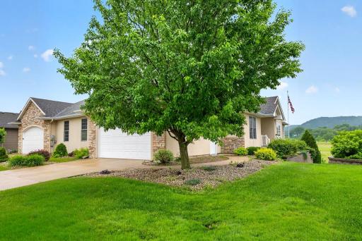 727 Hidden Meadow Lane, Lake City, MN 55041