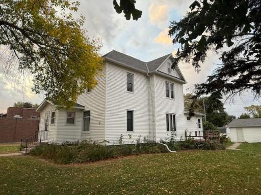 804 10th Avenue, Clarkfield, MN 56223