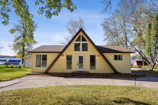 15690 Blackhawk Road, Lake Park, MN 56554
