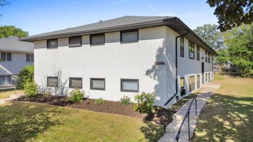 1707 & 1715 Thomas Avenue, Saint Paul, MN 55104