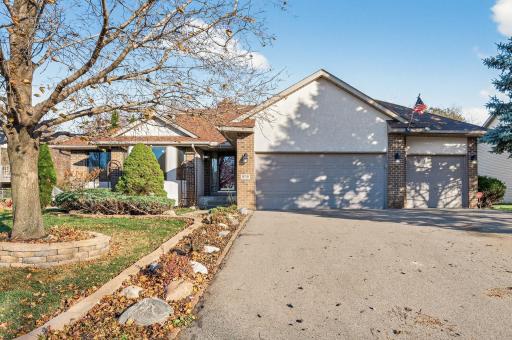 Welcome home to 858 Sterling Street South