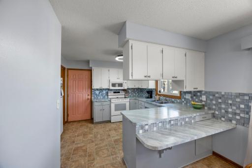 326 Larson Street SW, Hutchinson, MN 55350