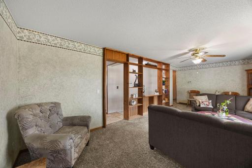 326 Larson Street SW, Hutchinson, MN 55350