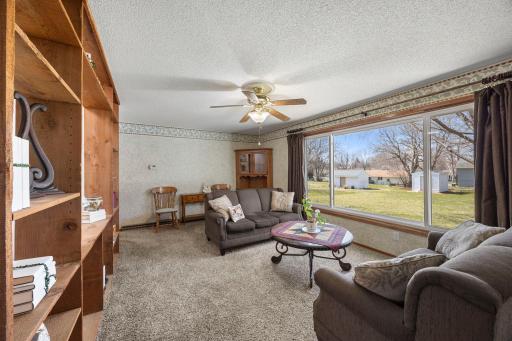 326 Larson Street SW, Hutchinson, MN 55350