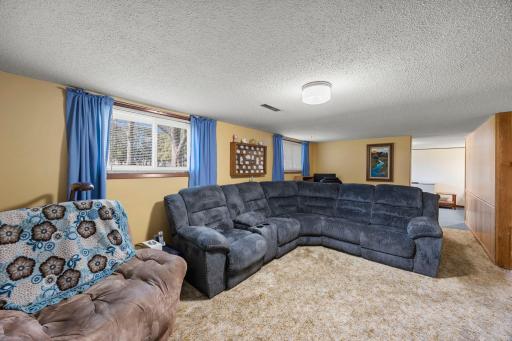 326 Larson Street SW, Hutchinson, MN 55350