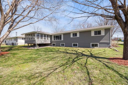326 Larson Street SW, Hutchinson, MN 55350